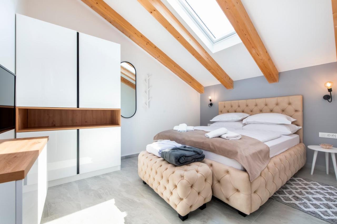 Boutique Residence Arion ロヴィニ エクステリア 写真