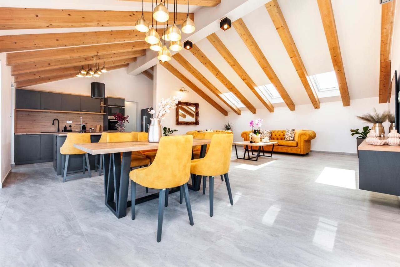 Boutique Residence Arion ロヴィニ エクステリア 写真