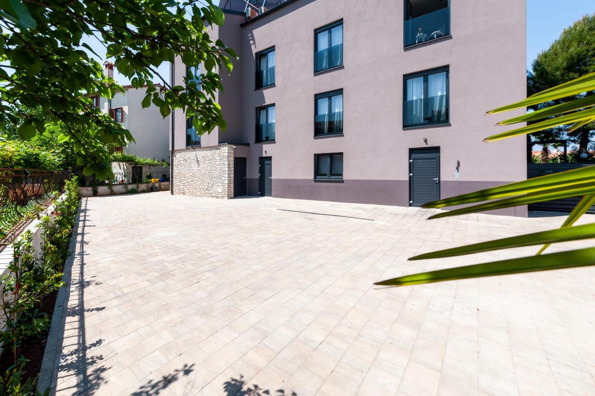 Boutique Residence Arion ロヴィニ エクステリア 写真